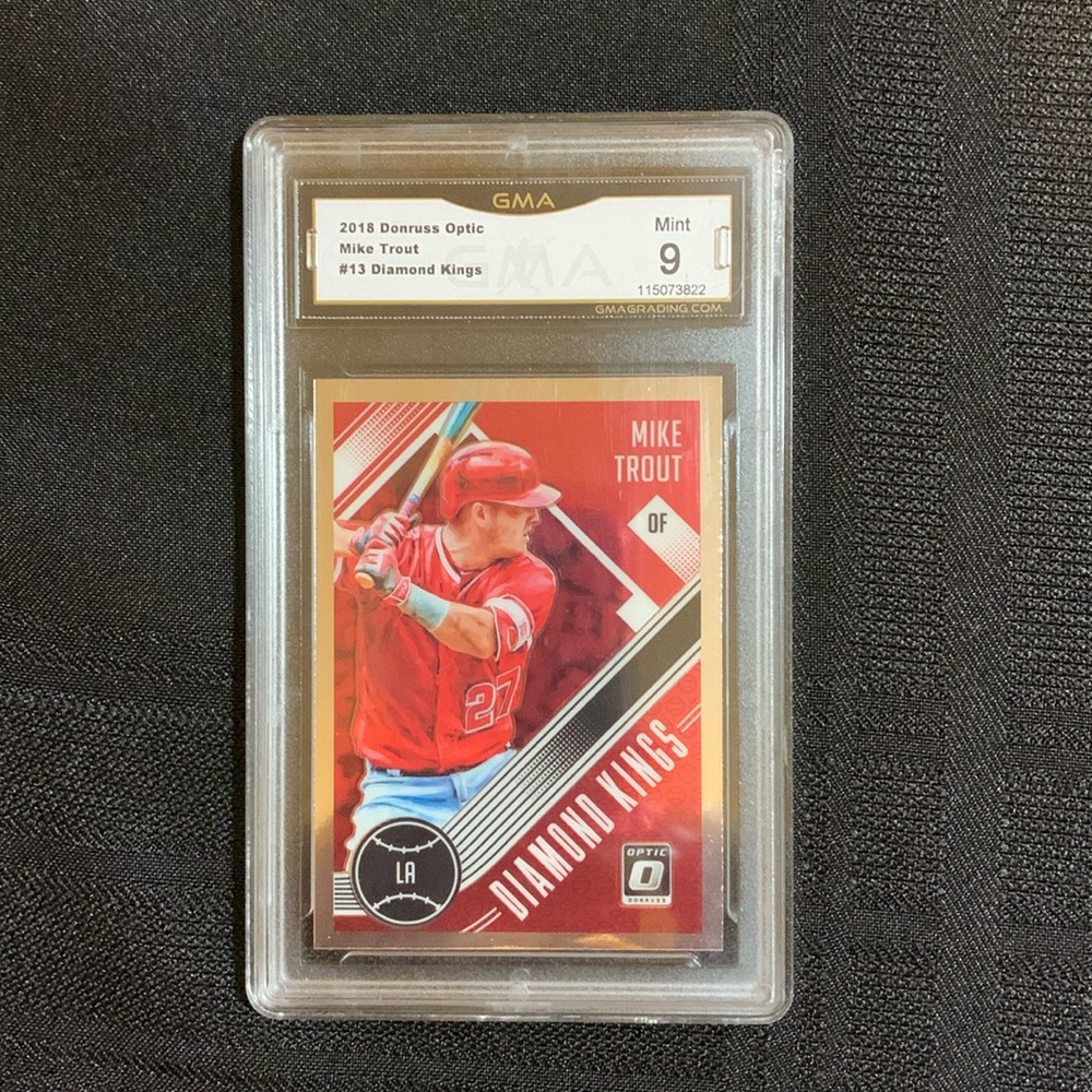 Mike Trout 2018 Diamond Kings Baseball Card